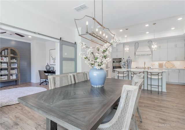 4060 Lakeside Club Drive, College Station, TX 77845