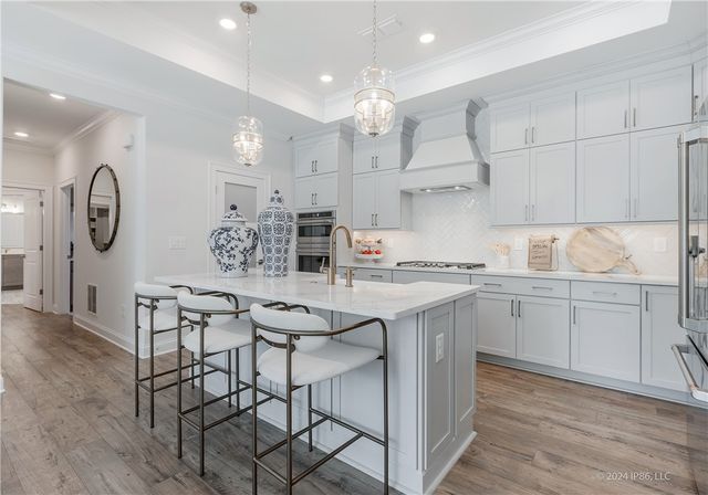 4060 Lakeside Club Drive, College Station, TX 77845