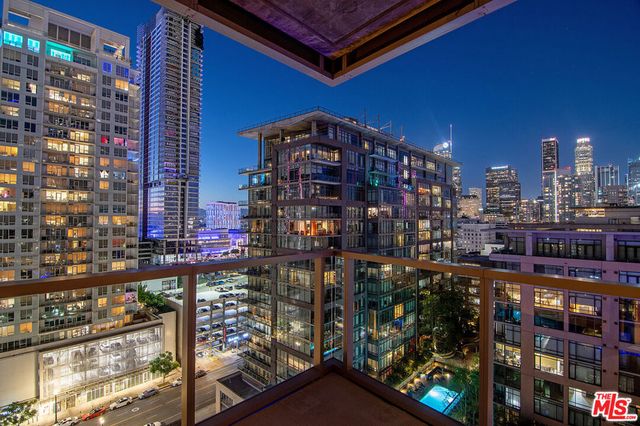 1155 S Grand Avenue 1511, Los Angeles, CA 90015