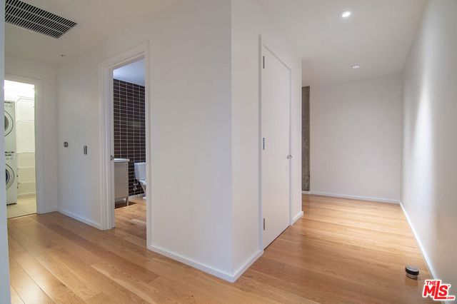 1155 S Grand Avenue 1511, Los Angeles, CA 90015