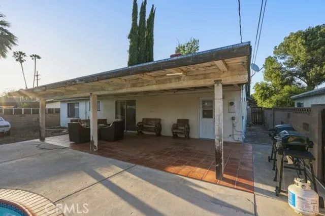 23442 Vanowen Street, West Hills, CA 91307