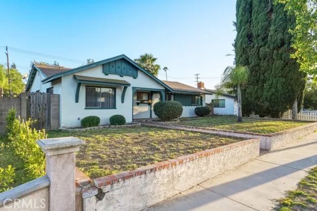 23442 Vanowen Street, West Hills, CA 91307