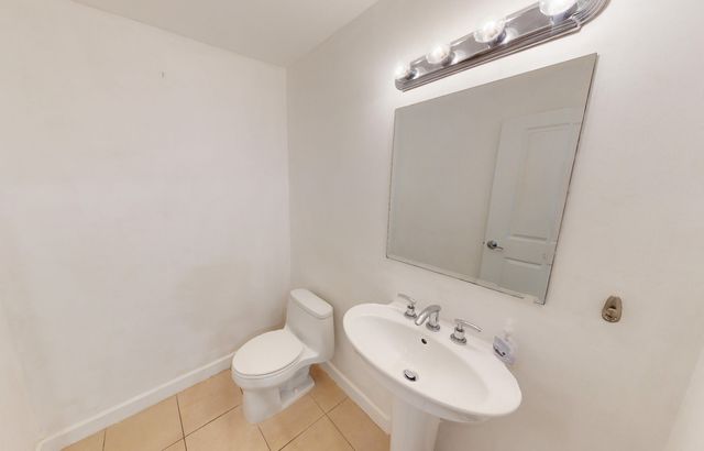 1945 S Ocean Drive 603, Hallandale Beach, FL 33009