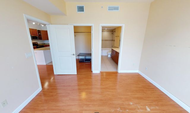 1945 S Ocean Drive 603, Hallandale Beach, FL 33009