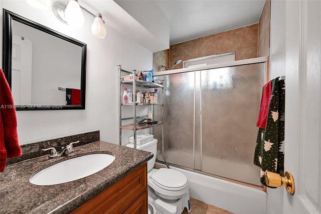 6500 NW 27th St, Sunrise, FL 33313