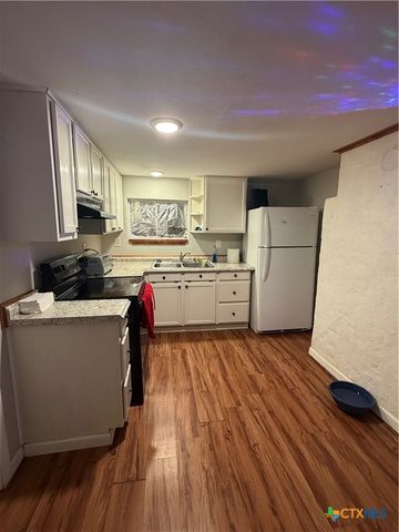 526 W Avenue C, Killeen, TX 76541