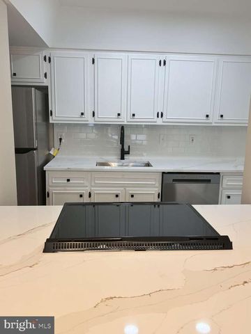 215 E CHELSEA CIR, Newtown Square, PA 19073