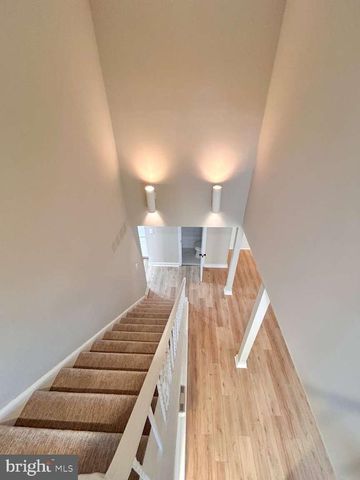 215 E CHELSEA CIR, Newtown Square, PA 19073
