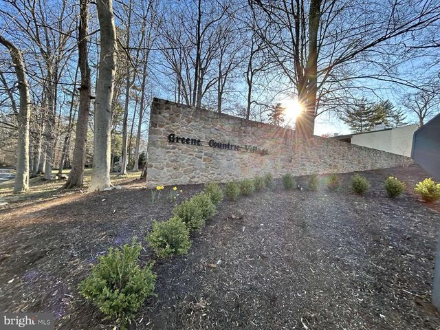 215 E CHELSEA CIR, Newtown Square, PA 19073