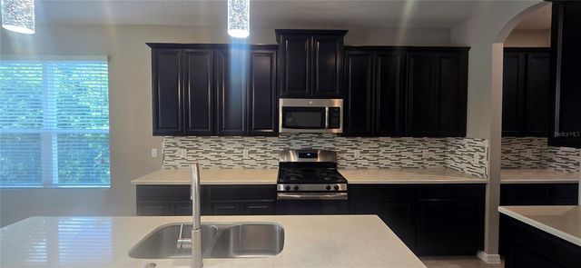 7564 BISHOP SQUARE DRIVE, Winter Garden, FL 34787