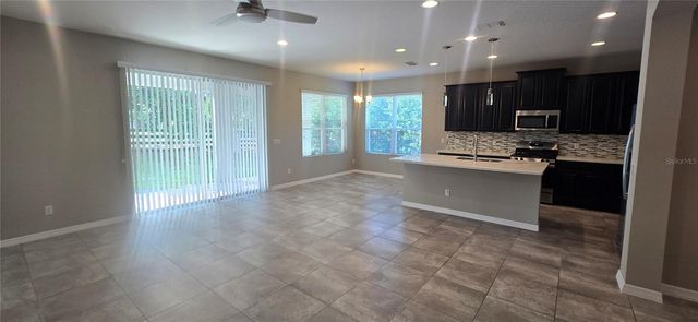 7564 BISHOP SQUARE DRIVE, Winter Garden, FL 34787