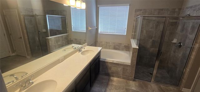 7564 BISHOP SQUARE DRIVE, Winter Garden, FL 34787