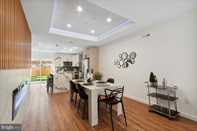 1805 E OAKDALE ST, Philadelphia, PA 19125