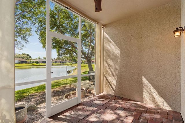 18529 PEBBLE LAKE COURT, Tampa, FL 33647