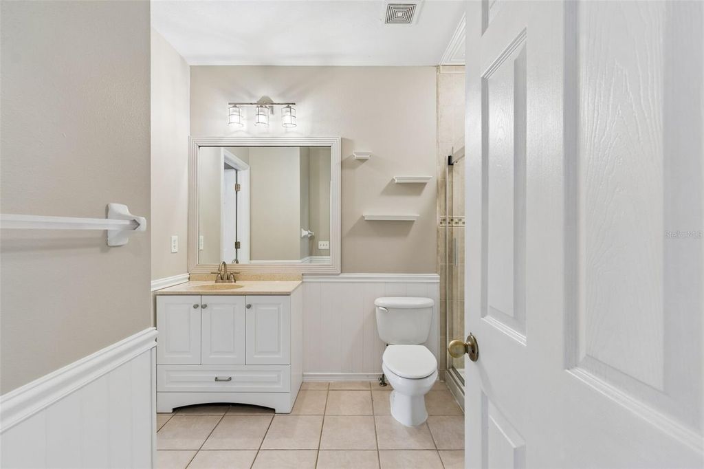 Image 28 of property listing at 18529 PEBBLE LAKE COURT, Tampa, FL 33647