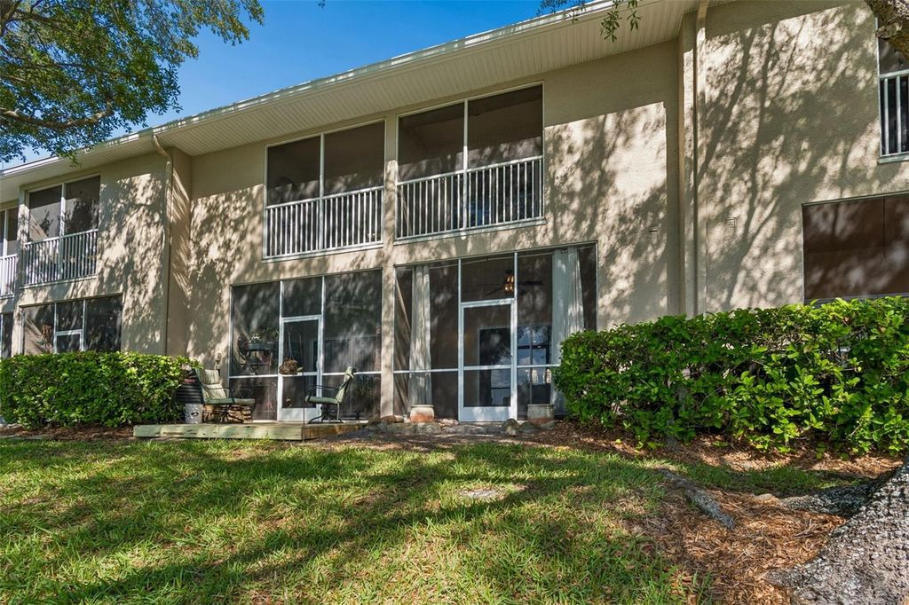 Image 48 of property listing at 18529 PEBBLE LAKE COURT, Tampa, FL 33647