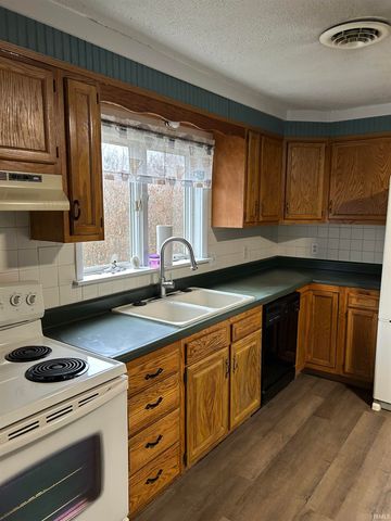 422 S Jefferson Street, Montpelier, IN 47359