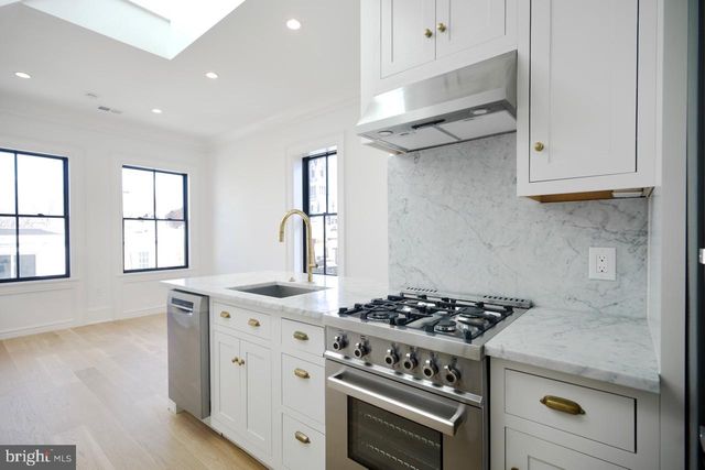 1227 N 6TH ST, Philadelphia, PA 19122