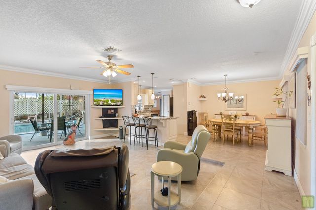 370 NW 41st Avenue, Coconut Creek, FL 33066