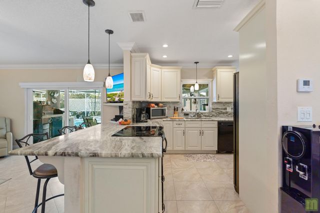 370 NW 41st Avenue, Coconut Creek, FL 33066