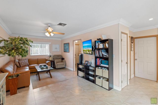 370 NW 41st Avenue, Coconut Creek, FL 33066