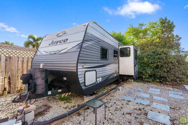 370 NW 41st Avenue, Coconut Creek, FL 33066