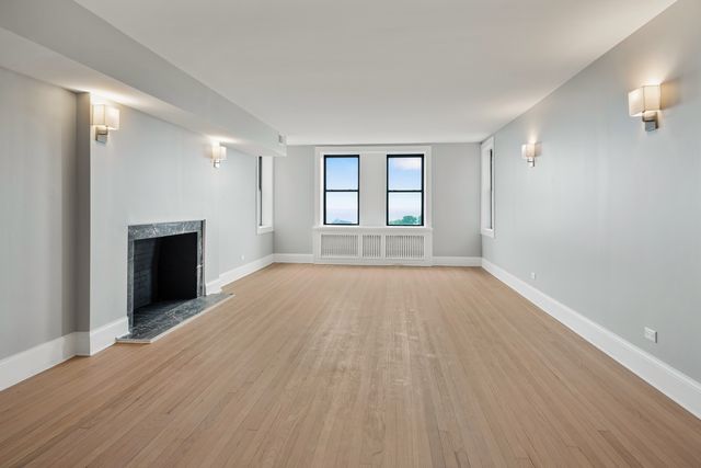 7000 S South Shore Drive PH-1401, Chicago, IL 60649