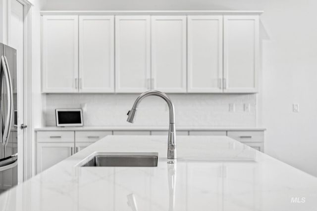 2194 N Mountain Vista Ave, Star, ID 83669