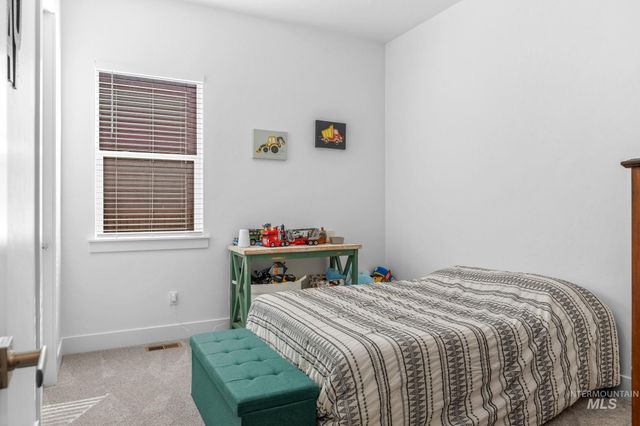 2194 N Mountain Vista Ave, Star, ID 83669