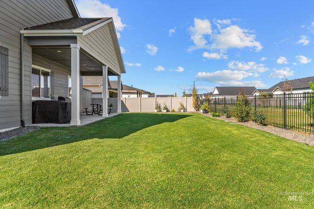 2194 N Mountain Vista Ave, Star, ID 83669