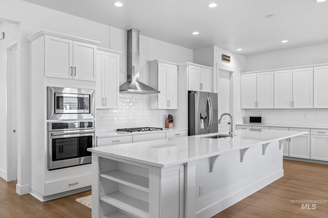 2194 N Mountain Vista Ave, Star, ID 83669