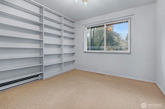 11532 19th Avenue NE, Seattle, WA 98125