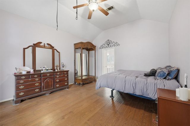 26 Eagle Rock Place, The Woodlands, TX 77381