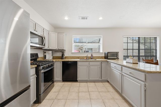 26 Eagle Rock Place, The Woodlands, TX 77381