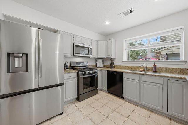 26 Eagle Rock Place, The Woodlands, TX 77381