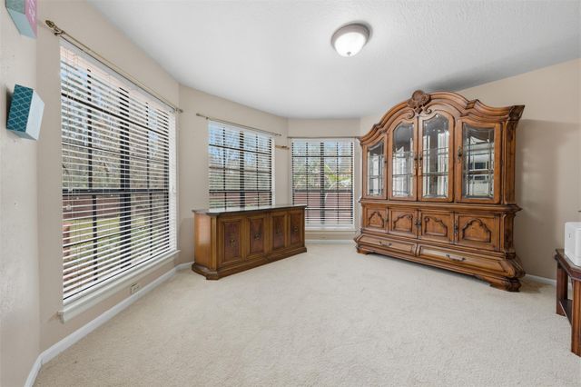 26 Eagle Rock Place, The Woodlands, TX 77381