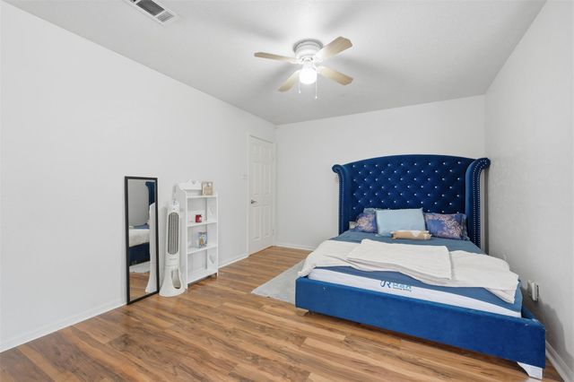 26 Eagle Rock Place, The Woodlands, TX 77381