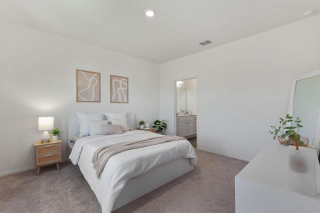 509 Red Fish LN, Hutto, TX 78634