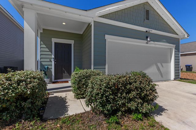 509 Red Fish LN, Hutto, TX 78634