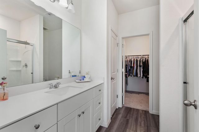 509 Red Fish LN, Hutto, TX 78634