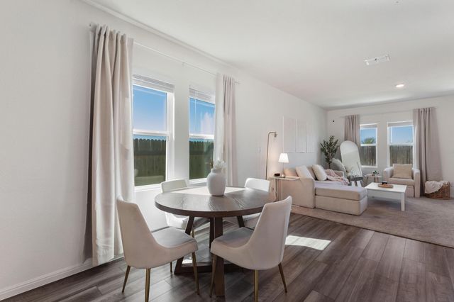 509 Red Fish LN, Hutto, TX 78634