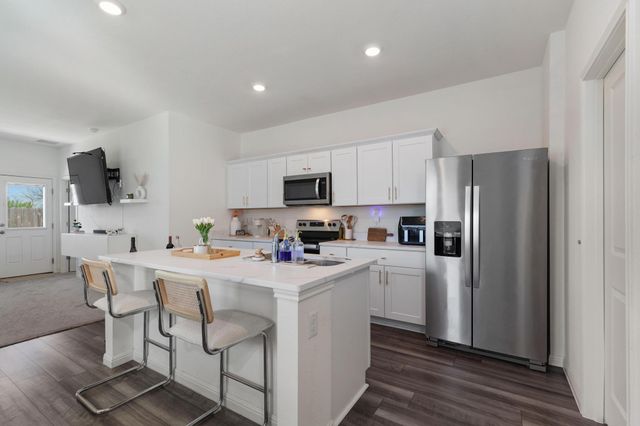 509 Red Fish LN, Hutto, TX 78634