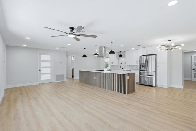1600 CYPRESS POINT COURT, Venice, FL 34293
