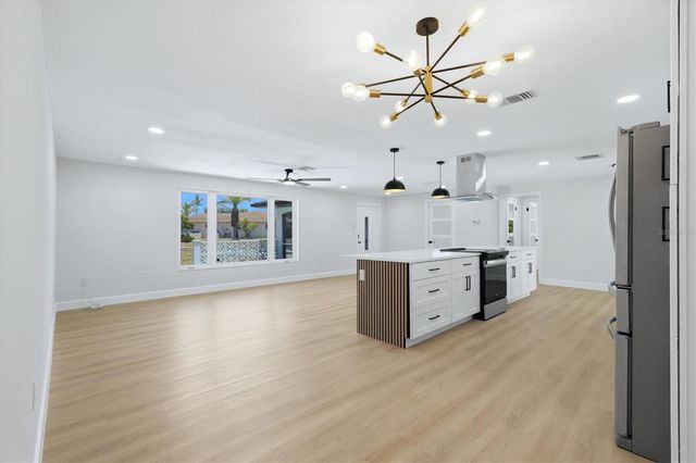 1600 CYPRESS POINT COURT, Venice, FL 34293