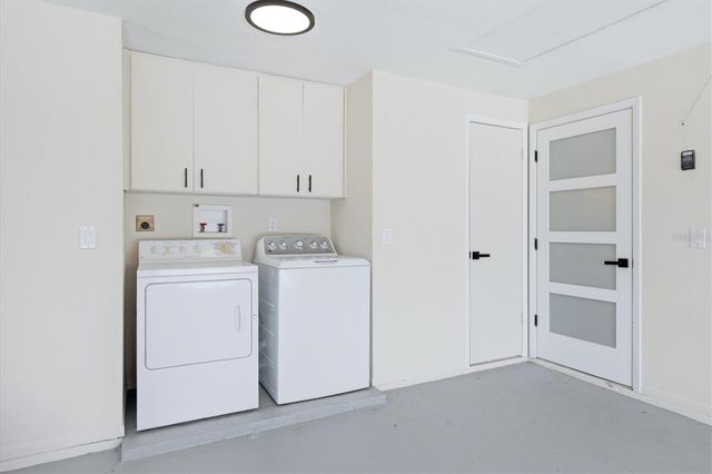 1600 CYPRESS POINT COURT, Venice, FL 34293