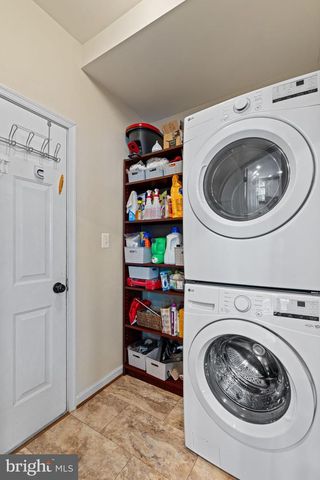 10065 TUMMEL FALLS DR, Bristow, VA 20136
