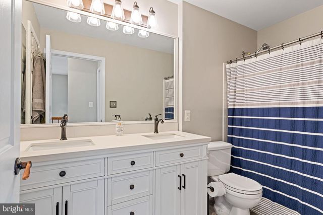 10065 TUMMEL FALLS DR, Bristow, VA 20136