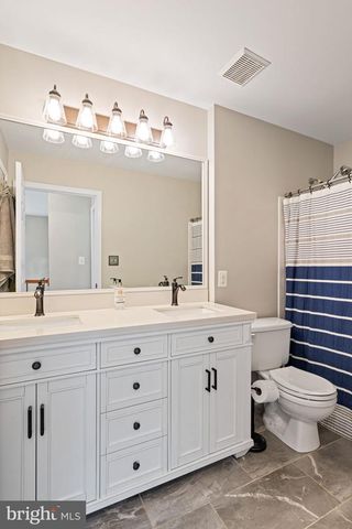 10065 TUMMEL FALLS DR, Bristow, VA 20136