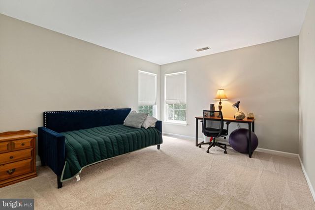 10065 TUMMEL FALLS DR, Bristow, VA 20136