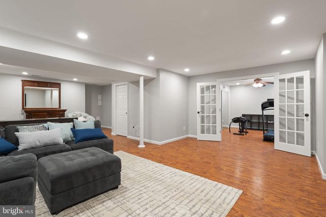 10065 TUMMEL FALLS DR, Bristow, VA 20136